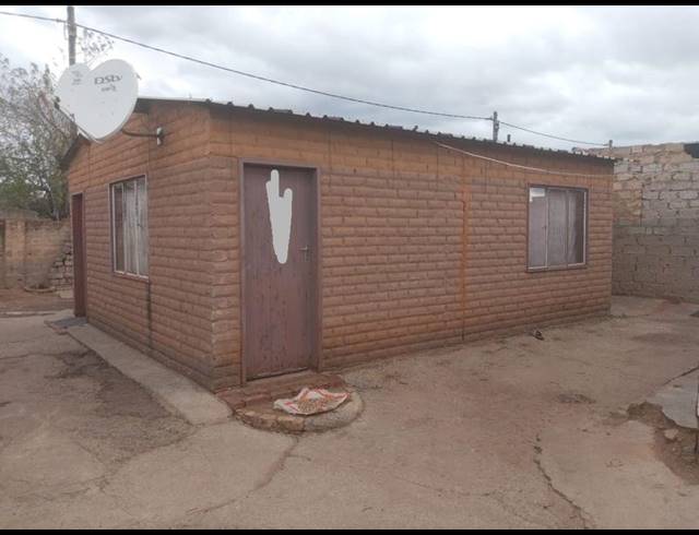 2 BEDROOM HOUSE FOR SALE IN MAMELODI EAST